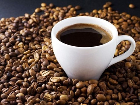 Uống nhiều cà phê có thể ‘cứu’ gan bị bia rượu tàn phá